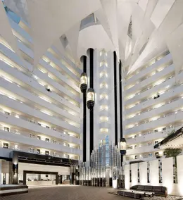 Crown Metropol Perth - Image 4