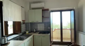 Welcoming house in Vibo Valentia with shared pool - Image 3