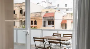 Modern 3BR Stylish Apartment with large Balcony - Close to St Julians and St Georges Bay - Image 3