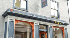 Bang in Wells - Image 4