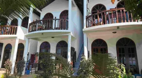 Kabalana Palm Paradise - Image 3