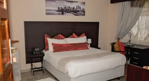 Savannah Guest House - Image 2