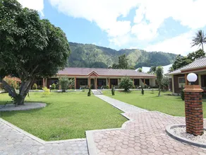 Rogate Beach Hotel - Image 5