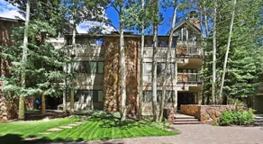 2721 Chateaux DMont Condo - Image 5