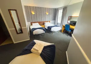 The Oakland Hotel - Image 2
