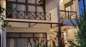 Florez de la Villa Apartments & Suites - Image 3