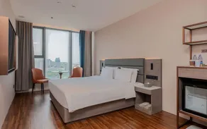Langlizi Hotel (Lianyungang On the Sea Park Jiaruibao Plaza) - Image 5