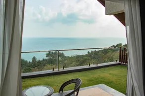 VENGA SEACLIFF Resort - Image 5