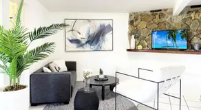 Oceanview Stay - Walk to Beach - Image 3
