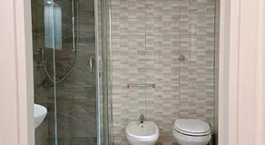 Life Home - Image 2