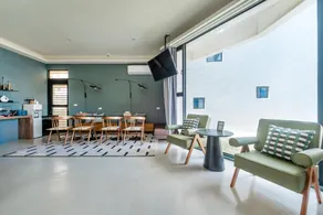 Chill Style Easy Stay - Image 5