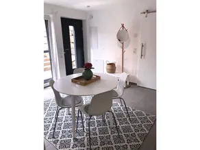 Pleasant Apartment With Terrace - Image 5