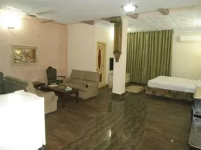 Hotel Mayfair - Image 2