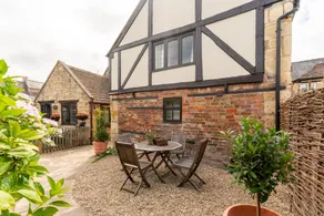 Castle Cottage Winchcombe - Image 5