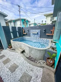 Pool and Pillows - Image 3