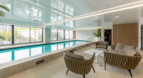 Sky Stars CBD Apartment - Image 3