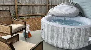 Beachside Bliss - Breakfast, Walk to Schooners, Sleeps 15, Fenced Privacy - Image 4