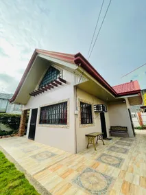 RESTHOUSE fully airconditioned w/ Private Parking - Image 2