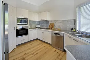 Advance Place - Image 4