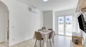 Appartement \"Stella Marina\" avec terrasse privée, Wi-Fi et climatisation - Image 3