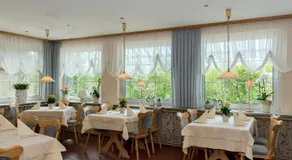 Hotel Restaurant Zum Schiffchen - Image 3
