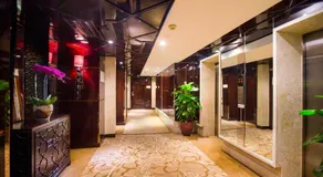 Huachen International Hotel - Image 5