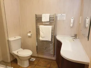 Bredbury Hall Hotel - Image 2