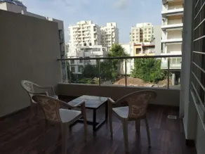 Fully furnished 2BHK Beautiful Flat in Balewadi - Image 4