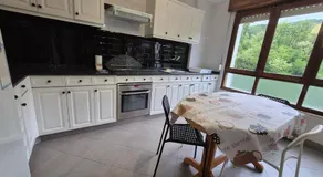 33A02 Amplio apartamento en Tuilla - Image 3