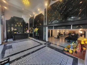 YO Hotel - Image 2
