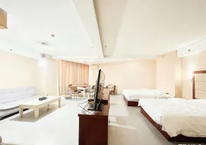 Yuxi Better Than Home Hotel - Image 2