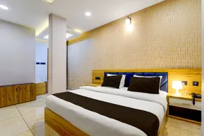 Hotel O by OYO REFRESH INN & SUITES - Image 2