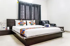 FabExpress Kapsstone Service Apartment - Image 2