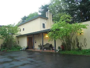 Burari Cafe Restaurant B&B - Image 3
