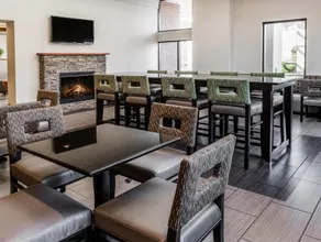 Wingate by Wyndham Canton-Hall of Fame - Image 3
