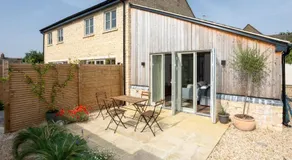 Harpers Yard - 30 Chipping Norton - Image 4