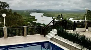 Leonardi's Sunset House - Image 4