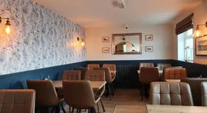 Ensuite Bed And Breakfast Rooms At The Ring Pub - Image 4