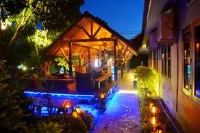 Aha Lanta Cozy Hostel - Image 4