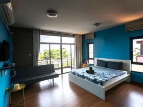 Peony's Home - Image 2