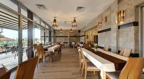 Complex YustinaVillas - Image 3