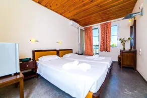 Ambrosia Hotel - Image 2