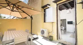 White Ostilia Guesthouse - Image 4