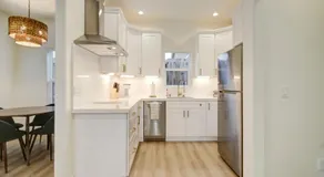 Modern Cozy and contemporary - Image 3