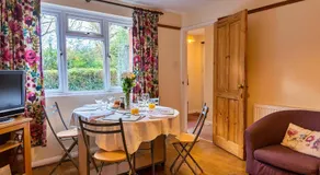 Finest Retreats - Glebe Cottage - Image 2