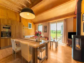 Cottage in Dwingelderveld with Scenic Views - Image 3
