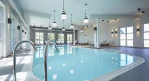 Reetland am Meer - Premium Reetdachvilla mit 3 Schlafzimmern, Sauna und Kamin E10 - Image 2