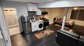 Private Cozy Modern Studio in Roswell - Image 2
