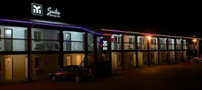 Medicine Hat Inn & Suites - Image 4