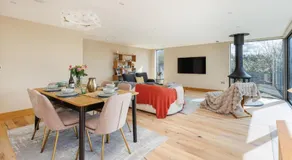 Renas Retreat - Image 4